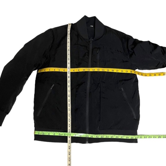 Lululemon Roam Far Bomber Jacket Black Reversible Goose Down Jacket Size 8 - Picture 6 of 7